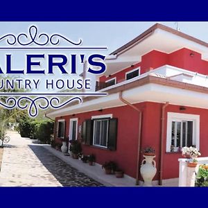 Valeri 'S Country House